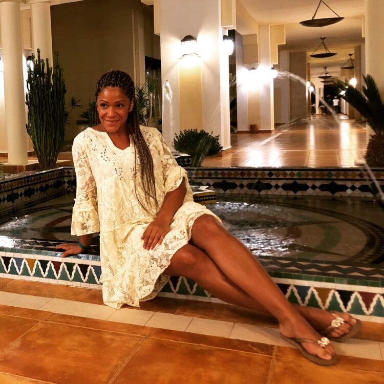 raquel tavares feet 5