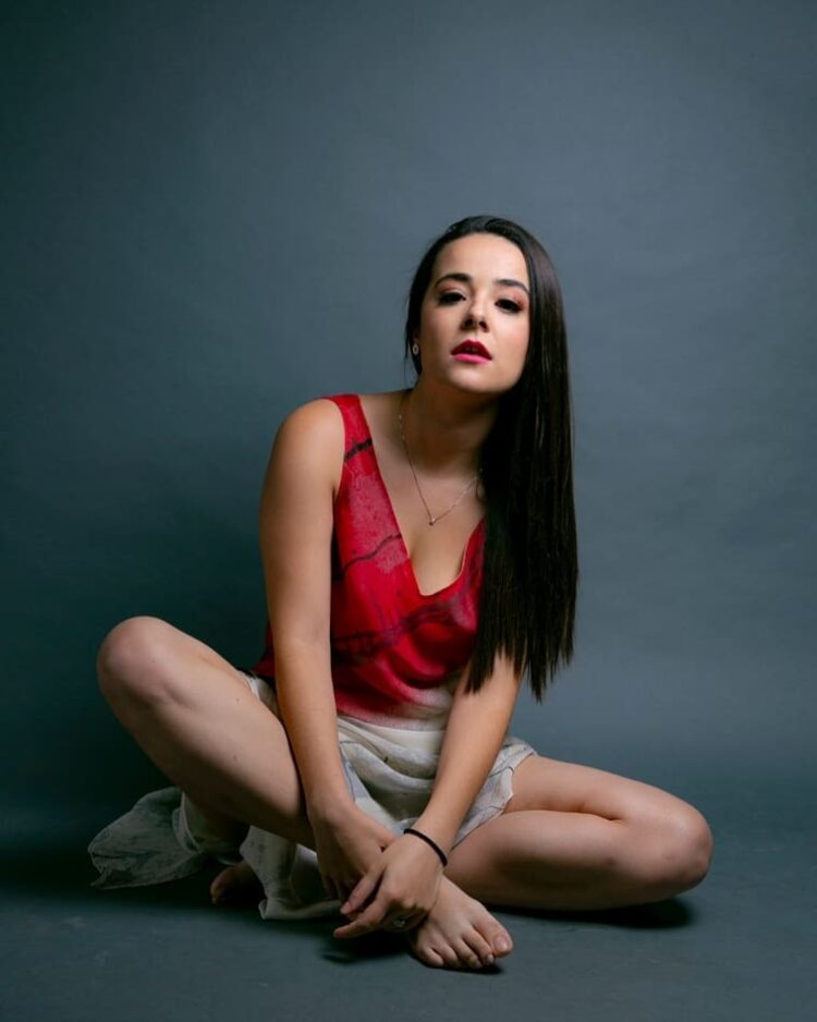 raquel vargas feet 1