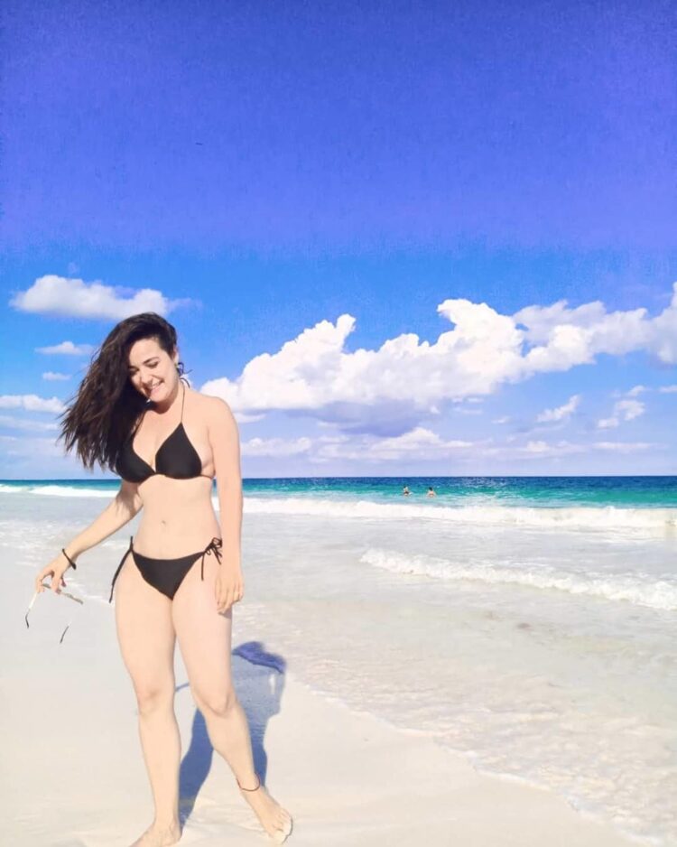 raquel vargas feet 2