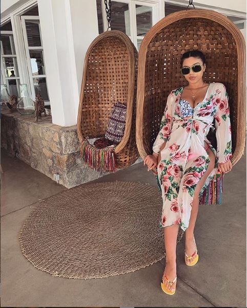 rashel kolaneci feet 5