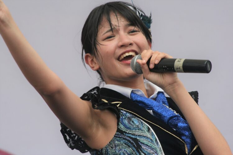 ratu vienny fitrilya feet 1 scaled