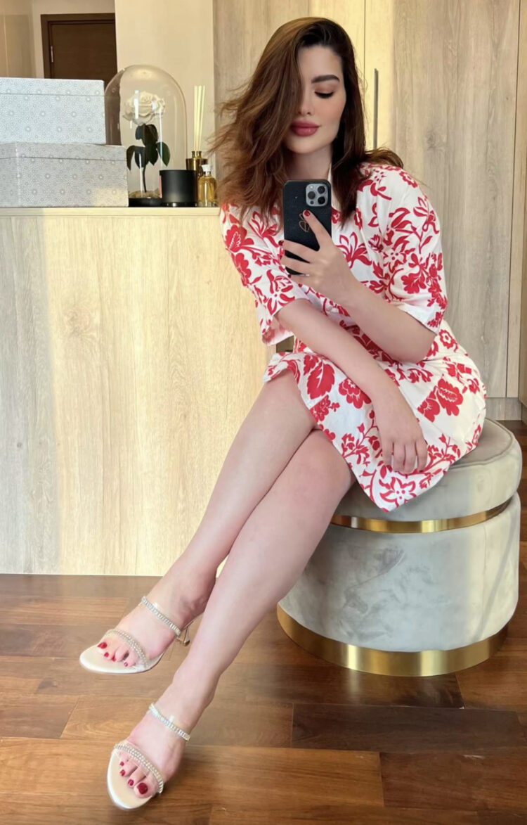 rawan bin hussain feet 1