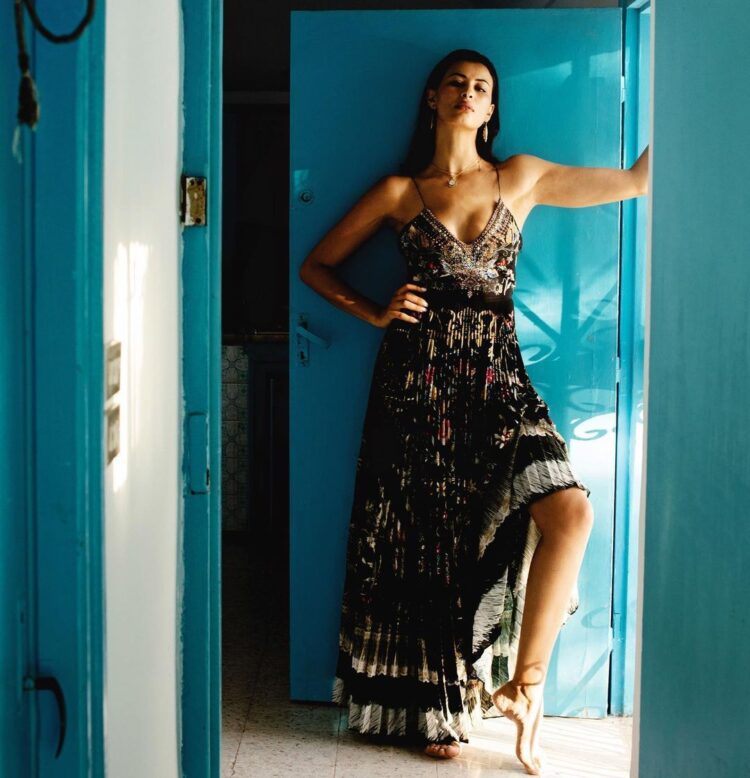 rawell saiidii feet 3