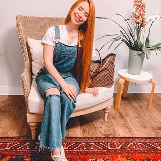 rayane bregiatto feet