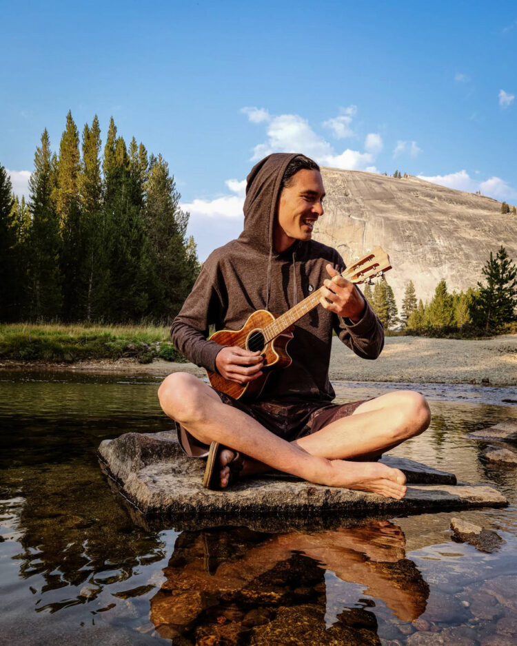 raye zaragoza feet 6