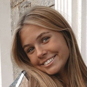 reagan krawczyk feet 4