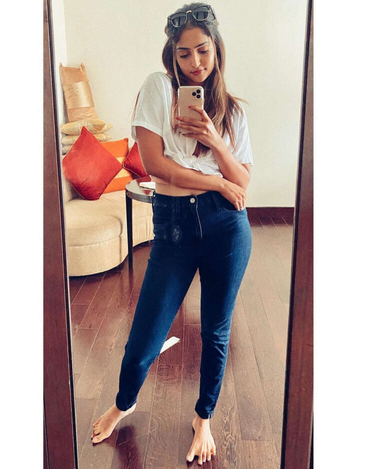 reba monica john feet 2