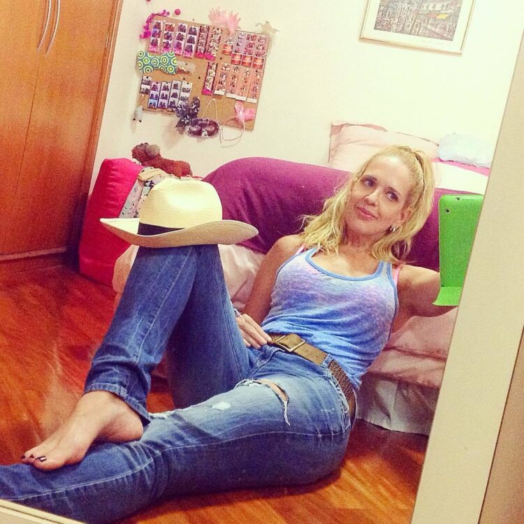 rebeca costoya feet 1