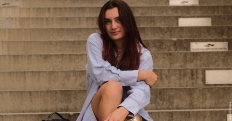 rebecca brunner feet 3