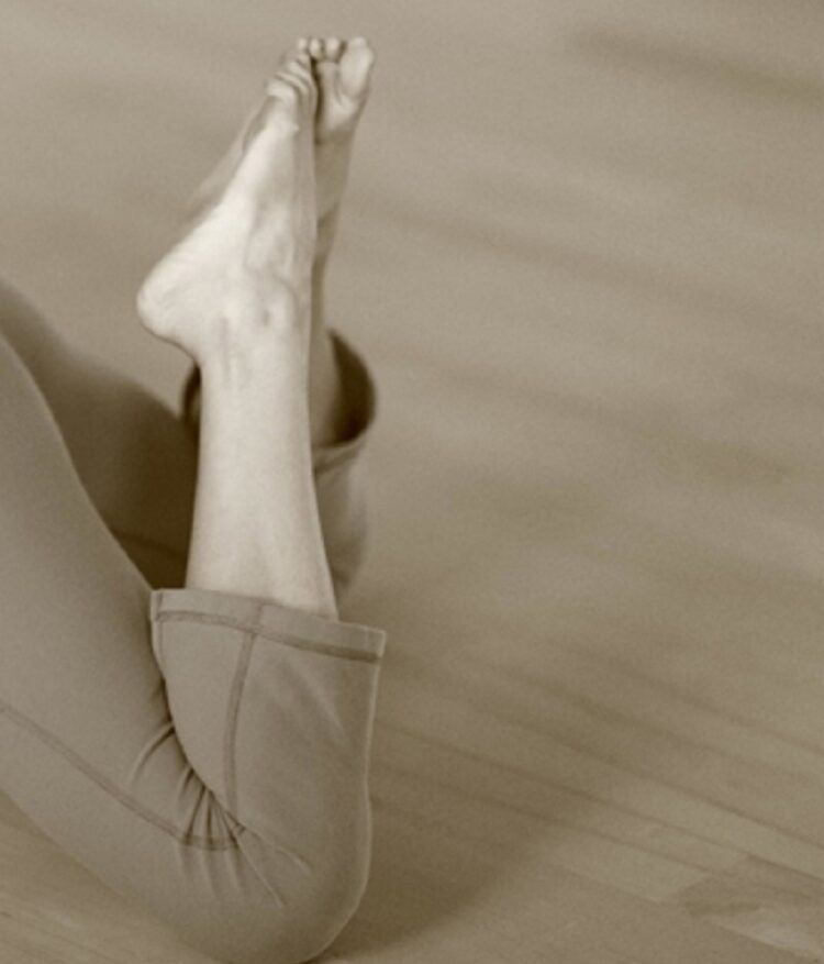 rebecca cardon feet 5