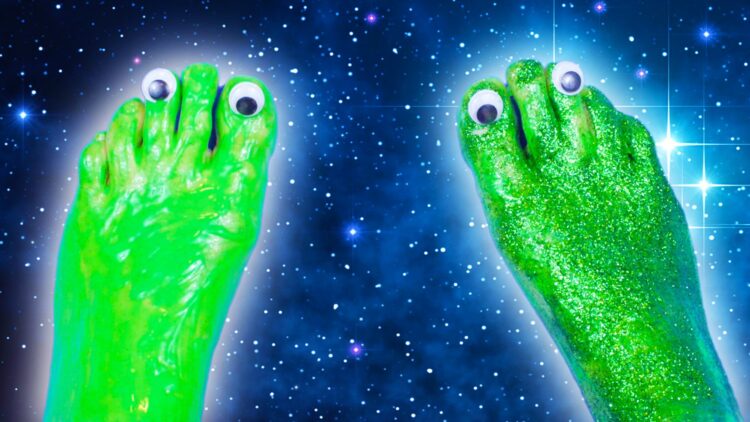 rebecca felgate feet 4