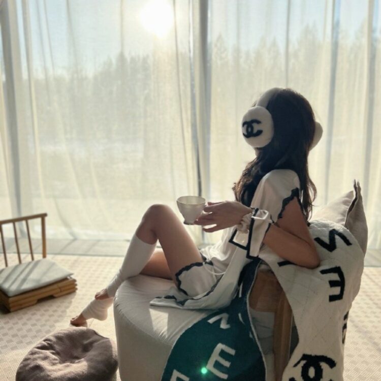 rebecca hearn feet 5