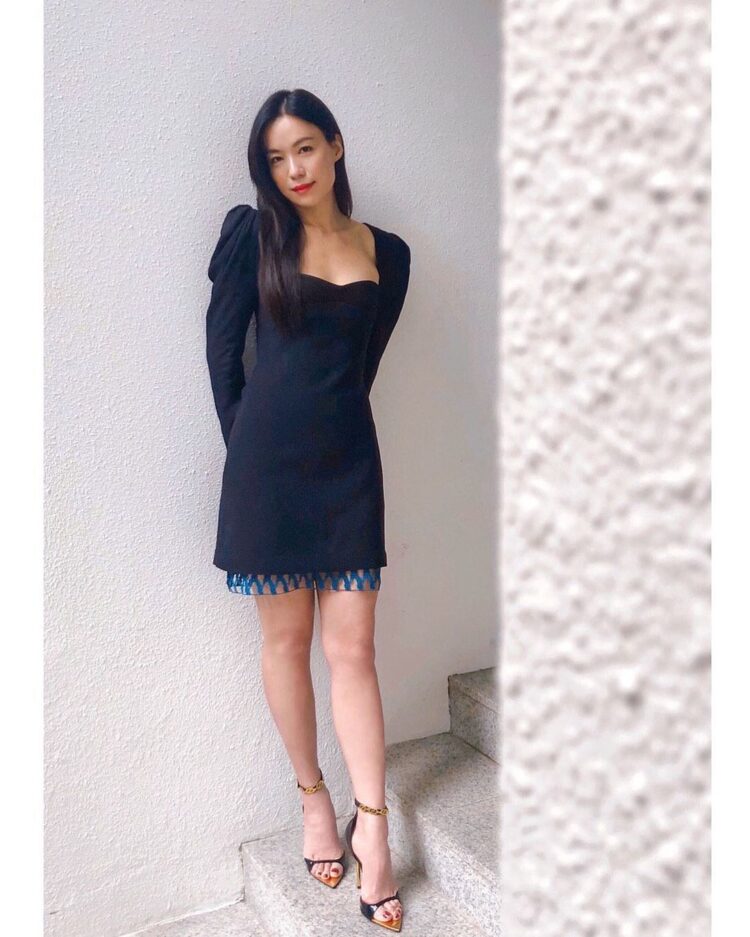 rebecca lim feet 2