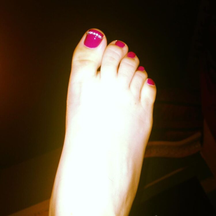 rebecca lynn howard feet 1