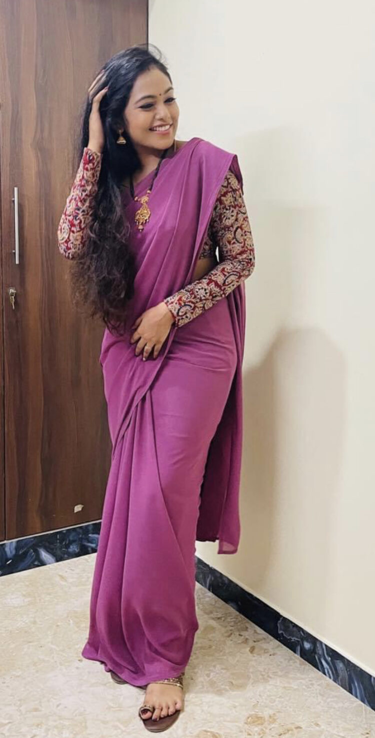 rebecca santhosh feet 3