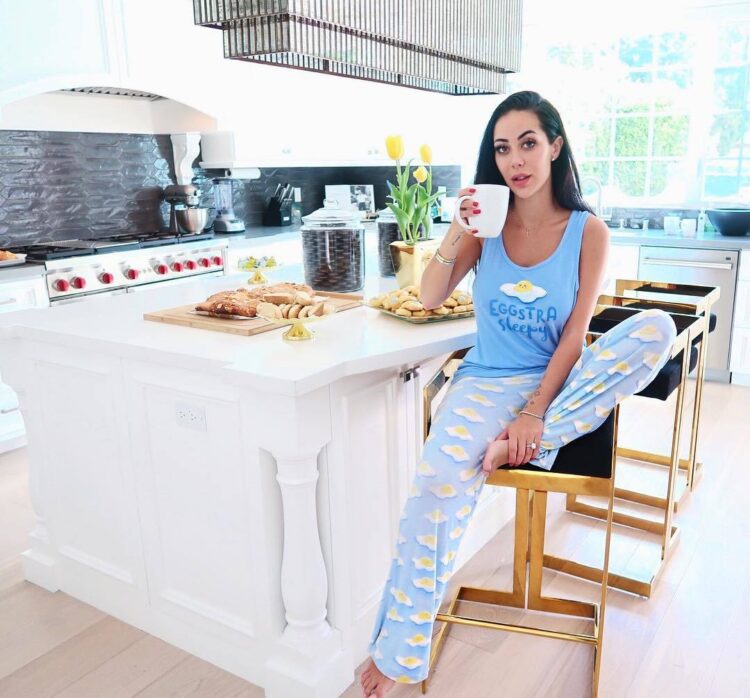 rebecca simonsson feet 5