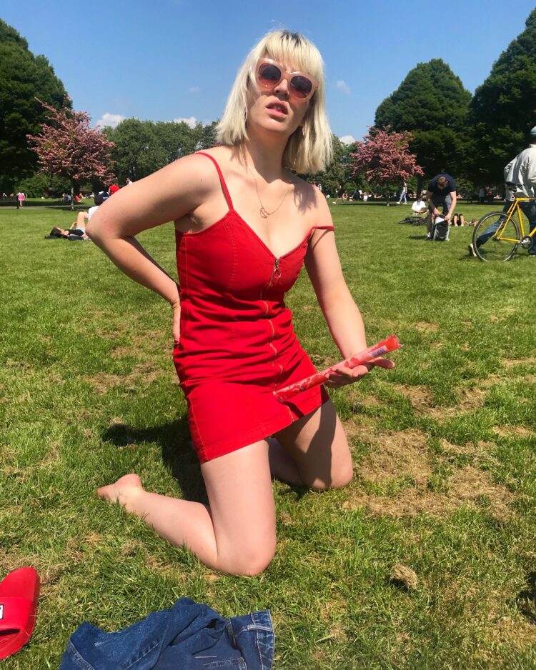 rebecca taylor feet 5