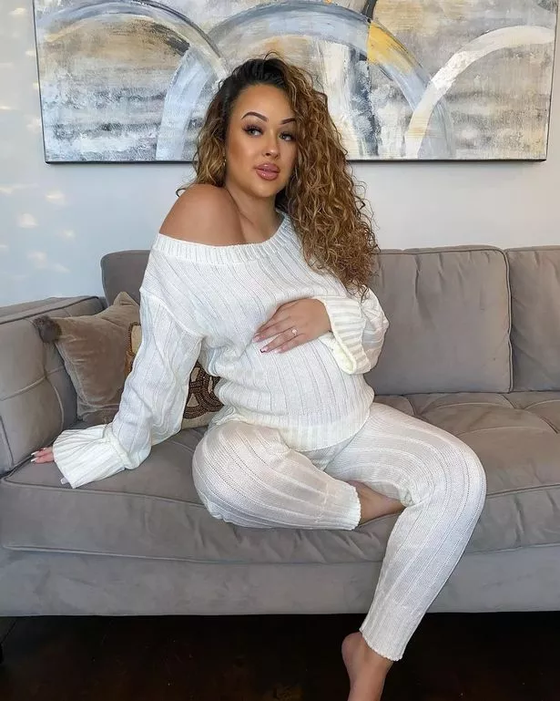 rebecca vieira feet 1