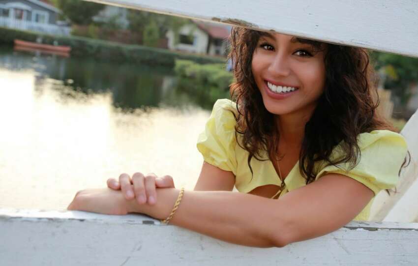 reena tolentino feet 3