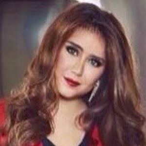 reenee tandjung feet 3