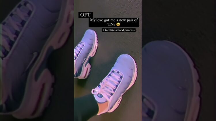 reeree phillips feet 3