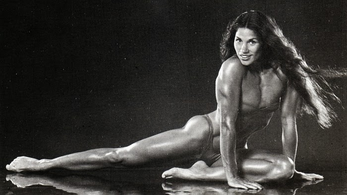 reggie bennett feet 4