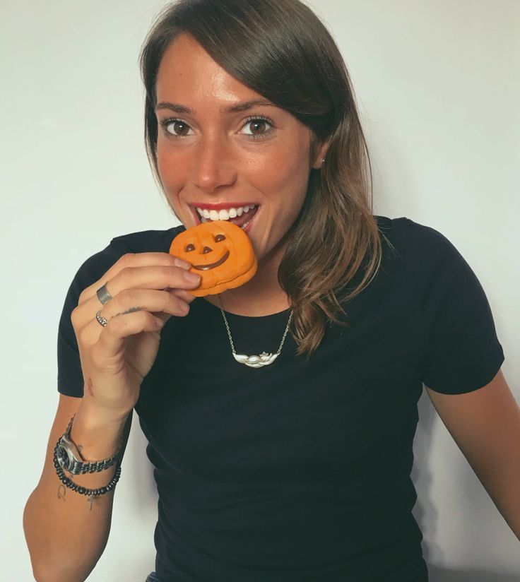 regina baresi feet 2