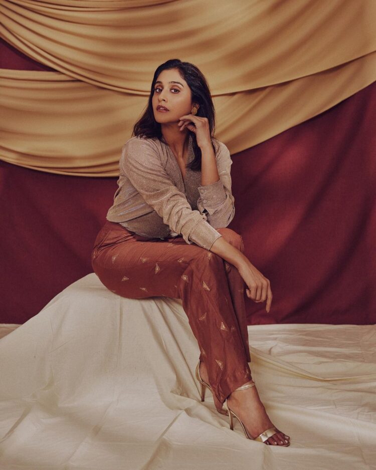 regina cassandra feet 2