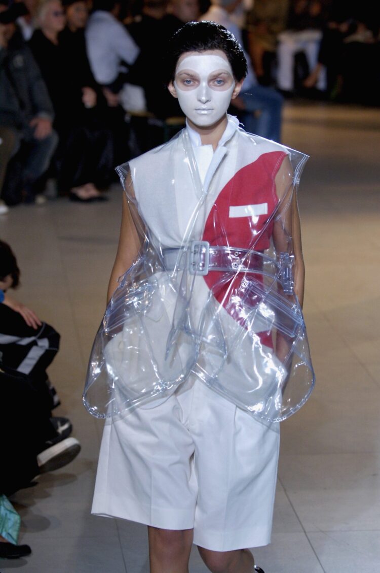 rei kawakubo feet 4 scaled