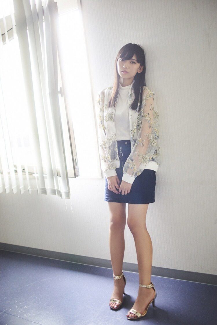 reina kurosaki feet 2