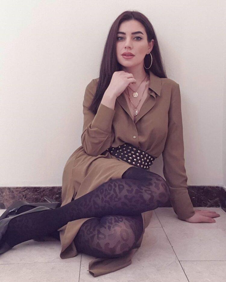 remie salloum feet 5