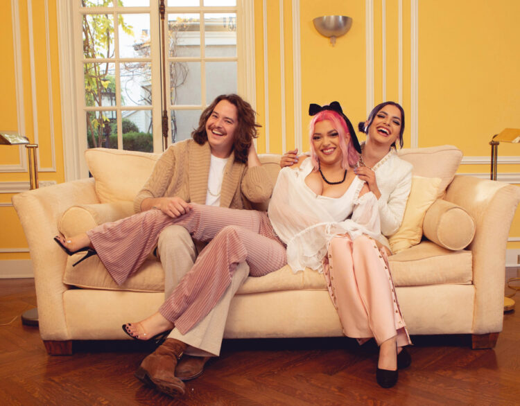 rena lovelis feet 2 scaled