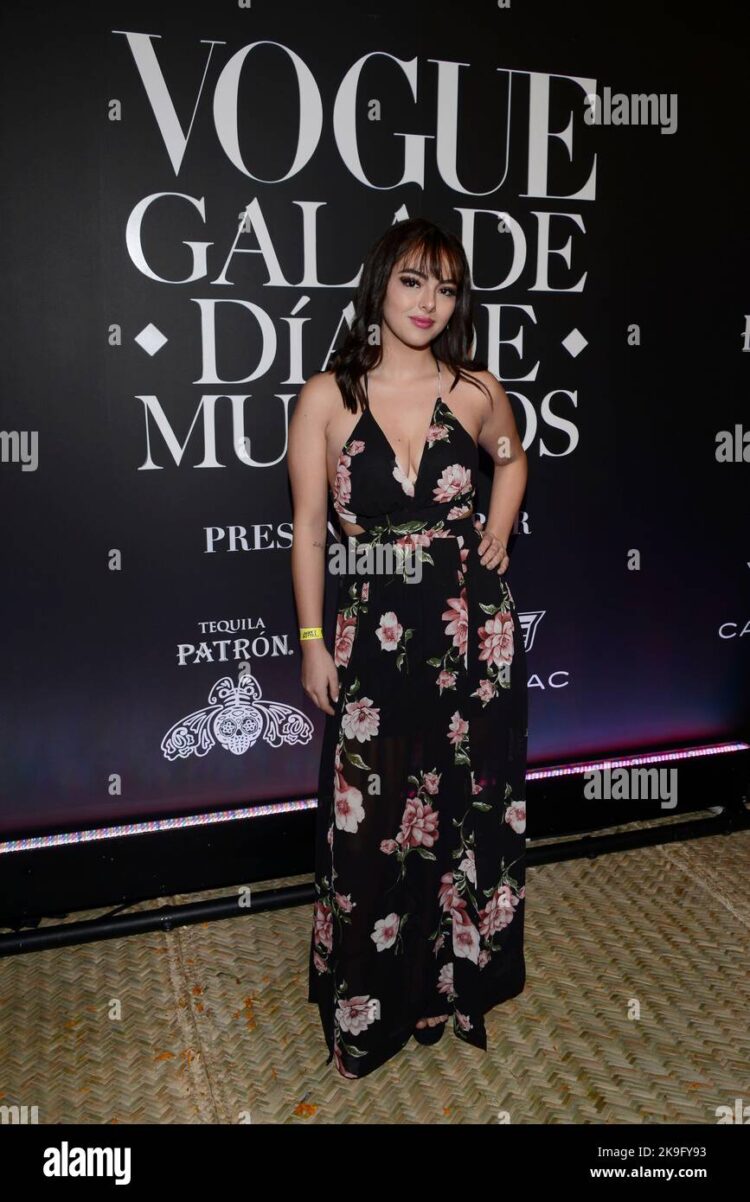 renata bondoni feet 1