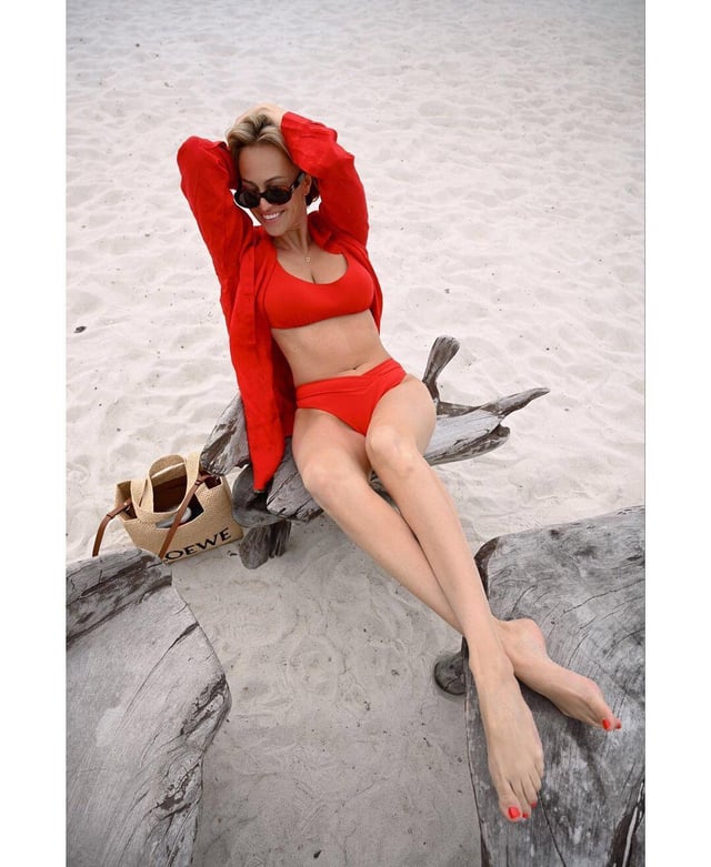 renata langmannova feet 4