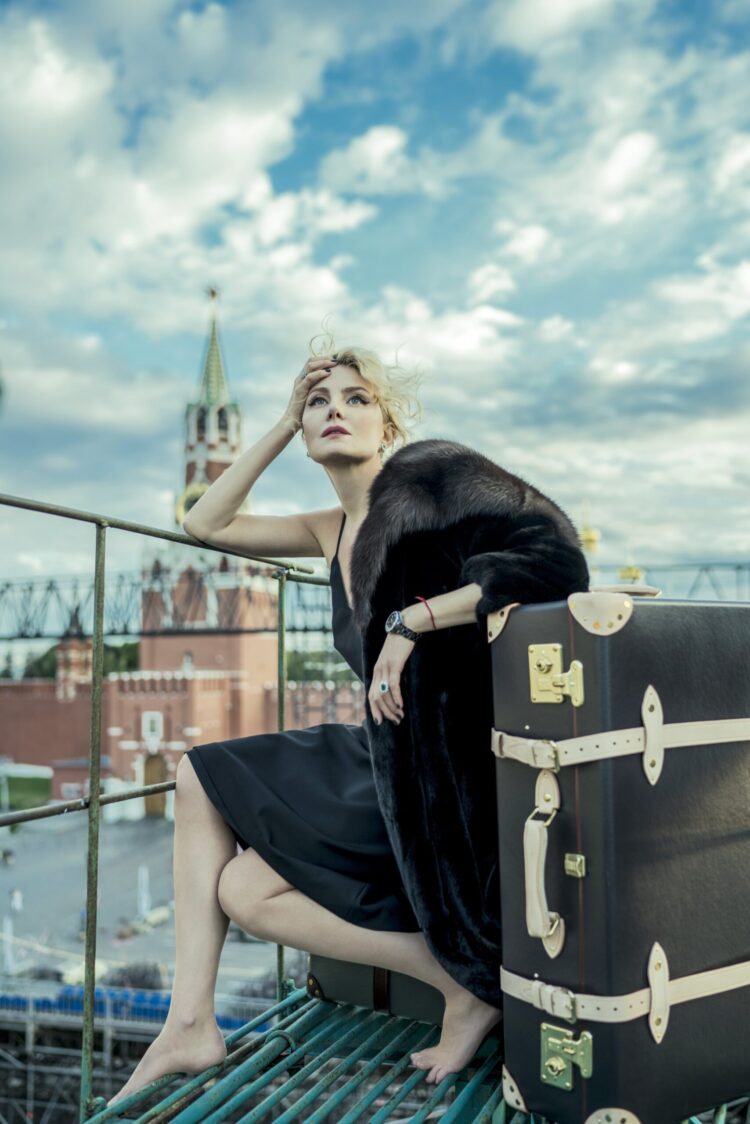 renata litvinova feet 2 scaled