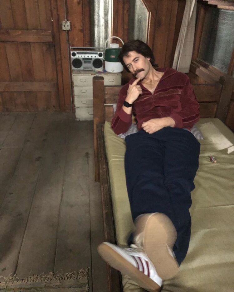 renee morrison feet 5