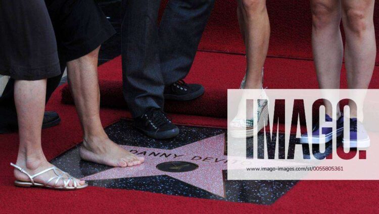 rhea perlman feet 1