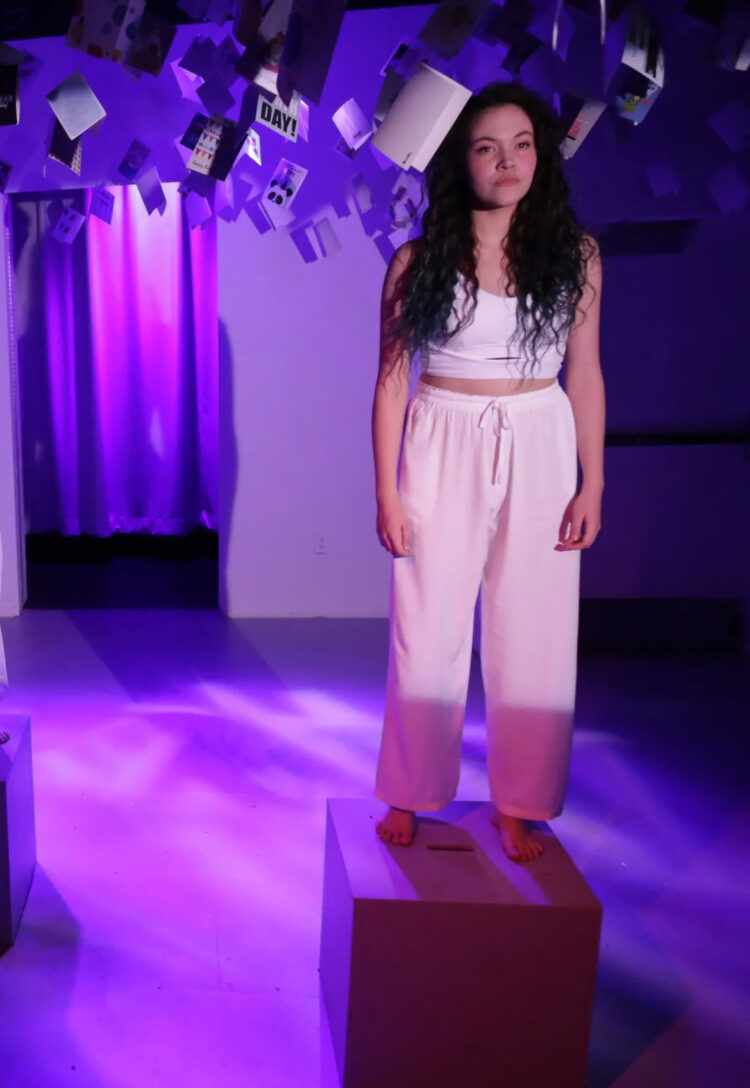 rhianna devries feet 3