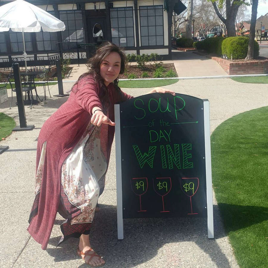 rhianna devries feet 6