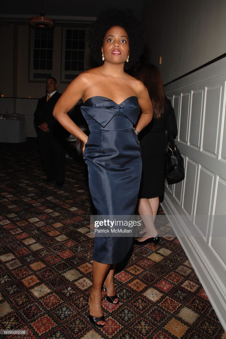 rhonda ross kendrick feet 6