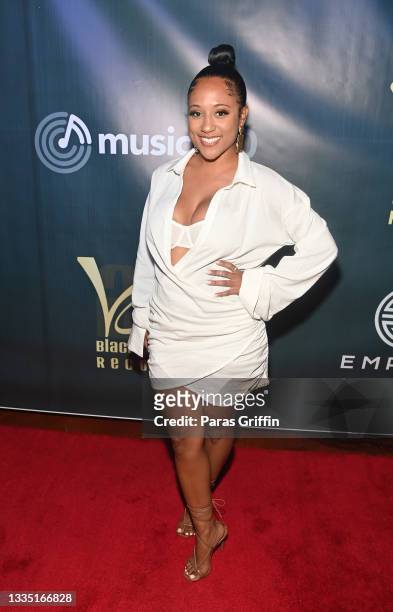 rhonda saunders feet 2