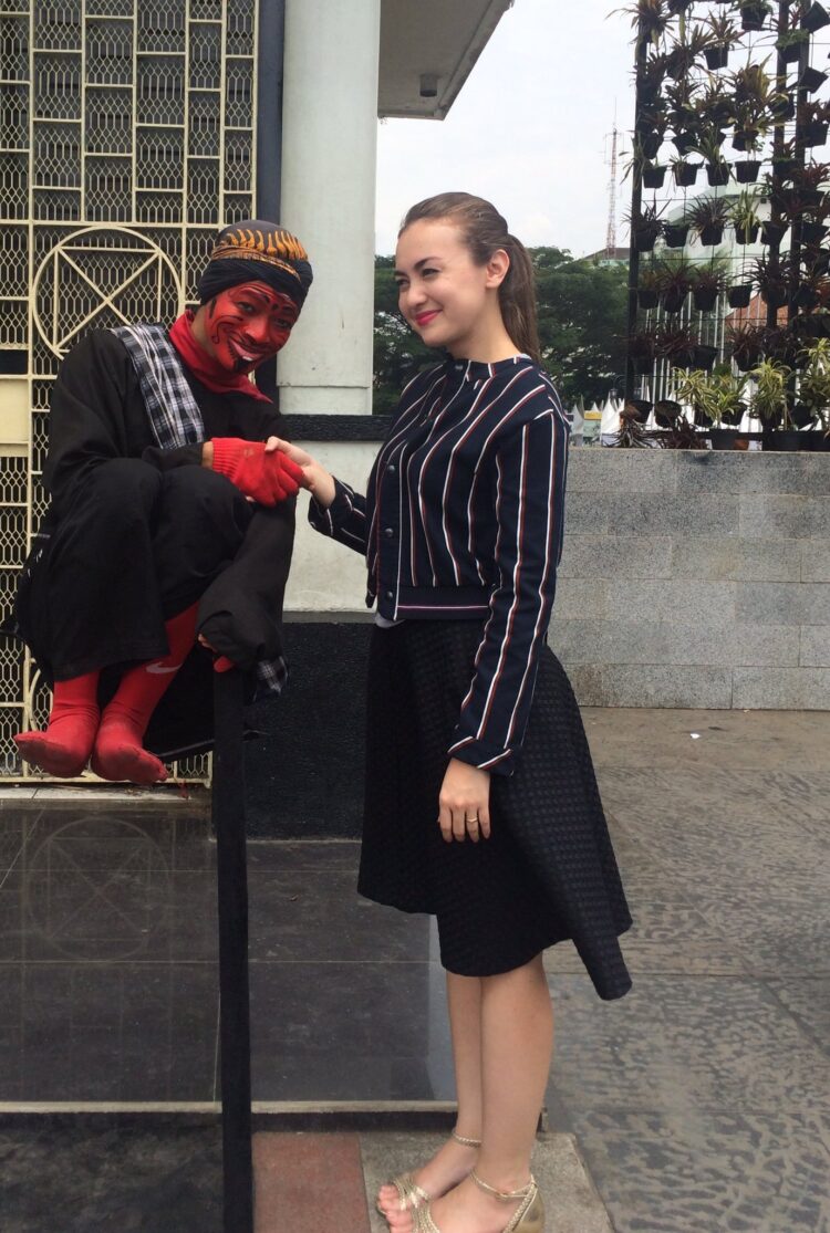 rianti cartwright feet 2