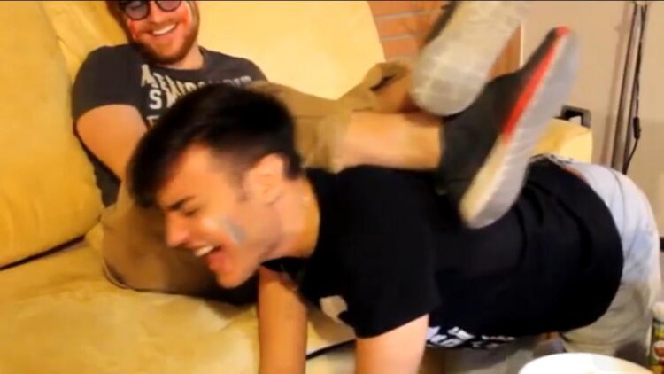 riccardo dose feet 3