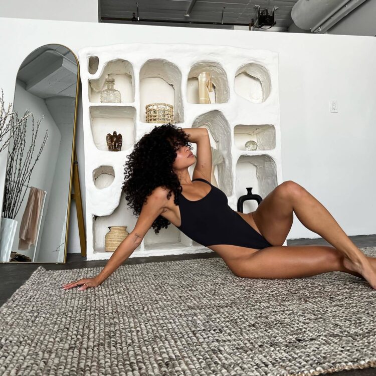 riley simpson feet 2