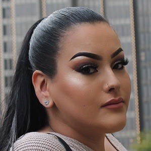 riquelle medrano feet 3