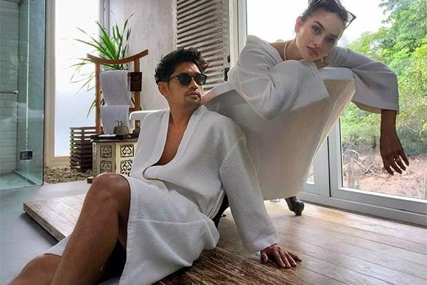 ririn ekawati feet 6