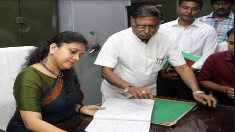 ritu maheshwari feet 6