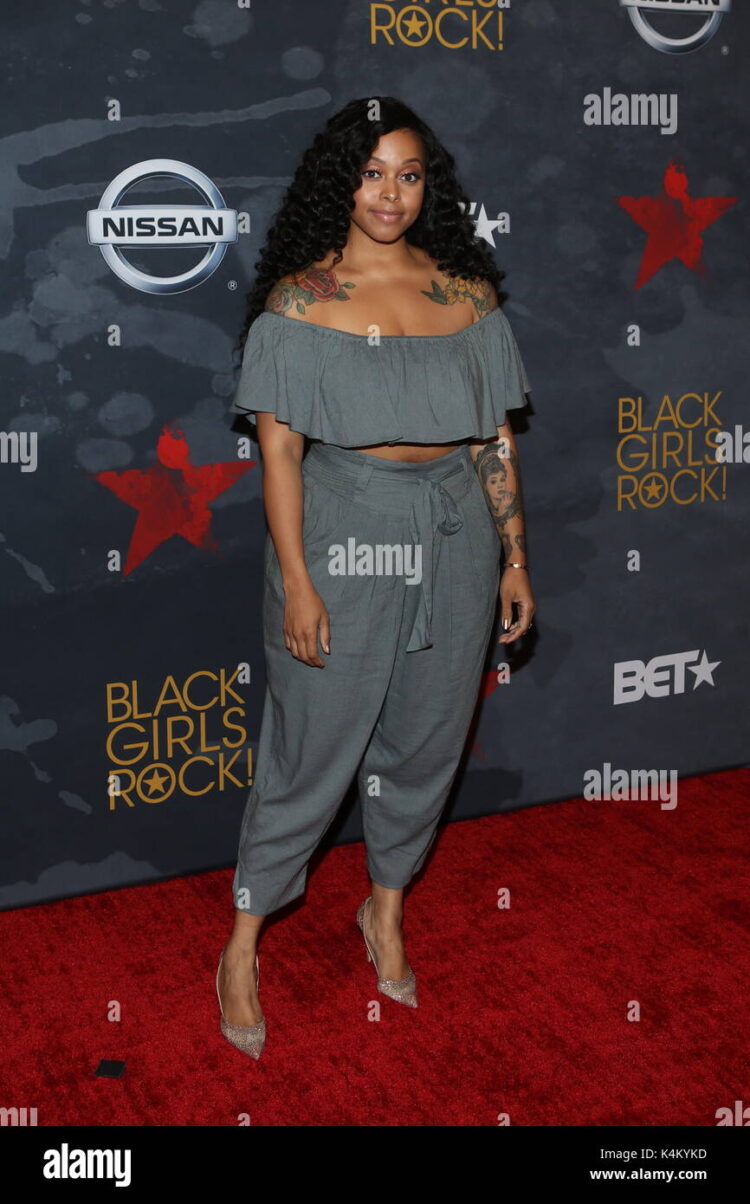 roberta flack feet 5