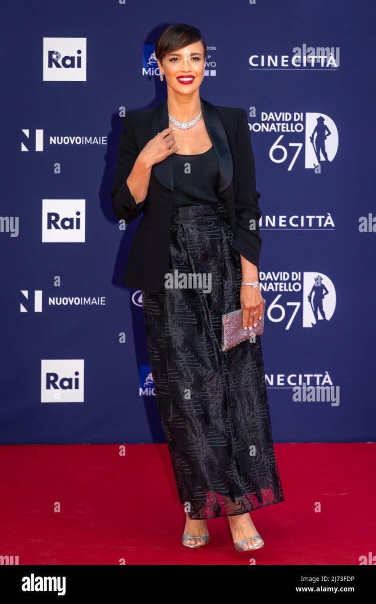 roberta tovey feet 6