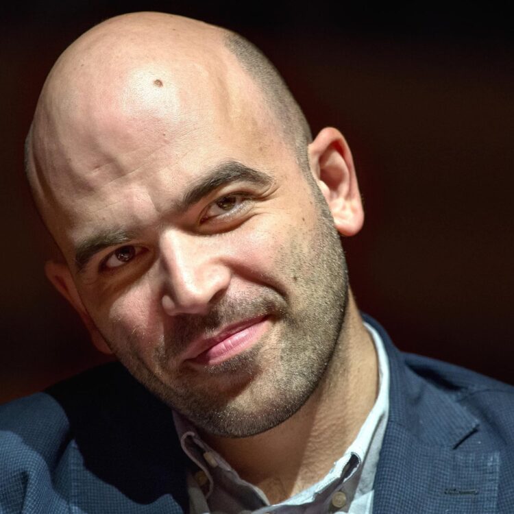roberto saviano feet 4